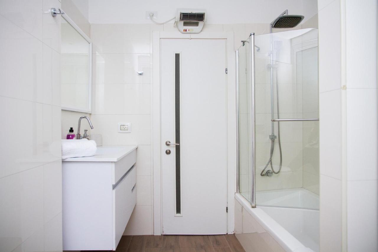 Apartments4You Etsel Бат-Ям Екстер'єр фото