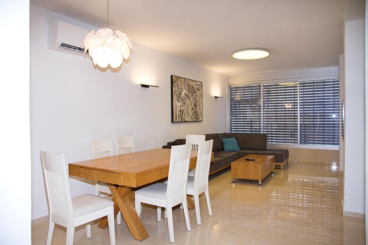 Apartments4You Etsel Бат-Ям Екстер'єр фото