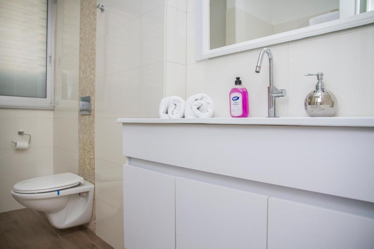 Apartments4You Etsel Бат-Ям Екстер'єр фото