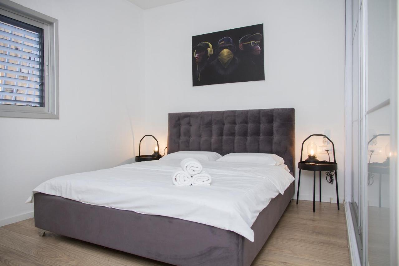 Apartments4You Etsel Бат-Ям Екстер'єр фото