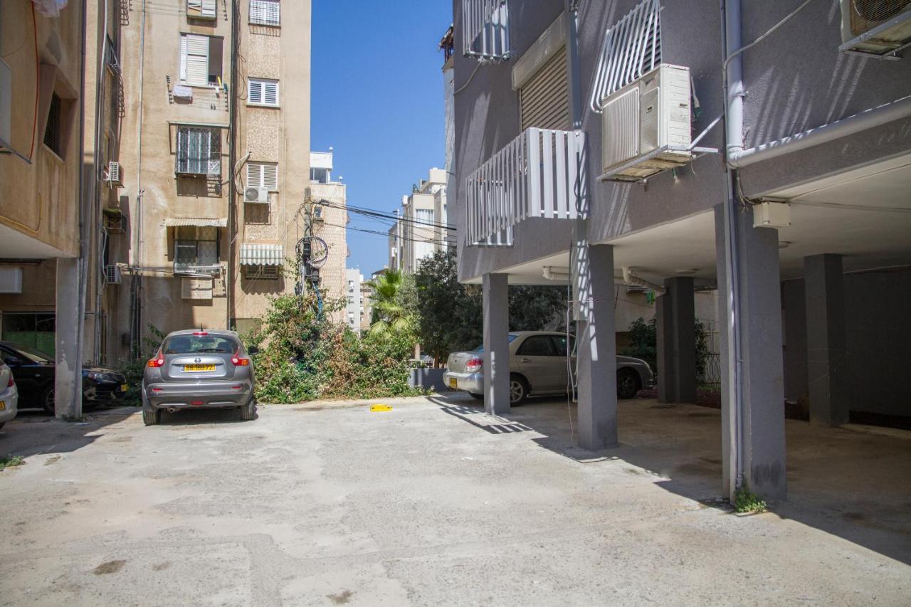 Apartments4You Etsel Бат-Ям Екстер'єр фото