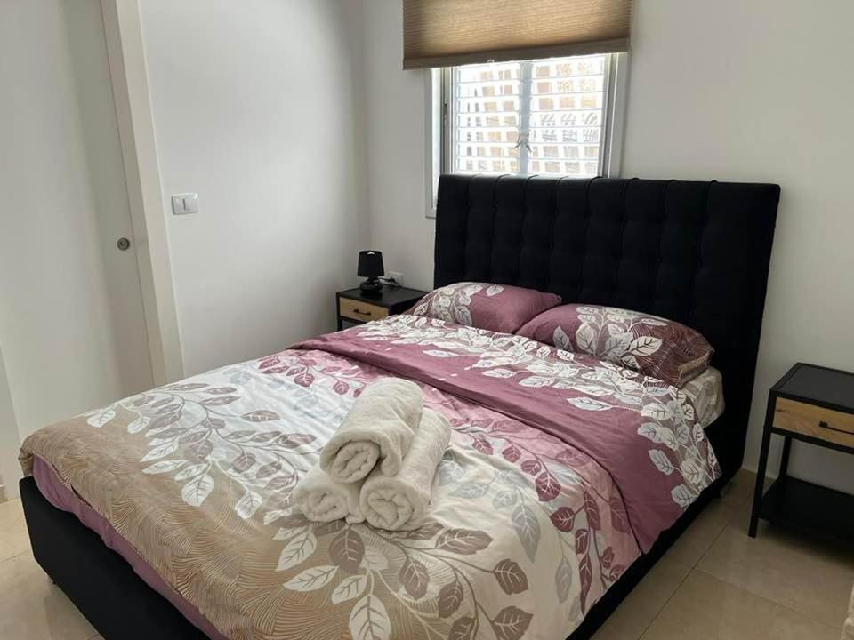 Apartments4You Etsel Бат-Ям Екстер'єр фото