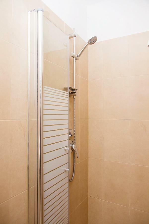 Apartments4You Etsel Бат-Ям Екстер'єр фото